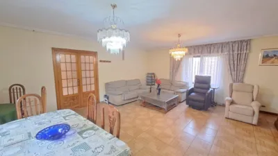 Semi-detached house in Fuentecillas-Yagüe-Villalonquéjar photo 51
