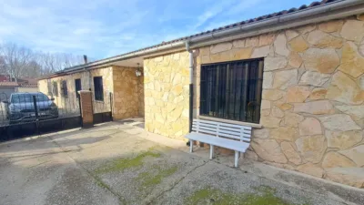 Semi-detached house in Fuentecillas-Yagüe-Villalonquéjar photo 7
