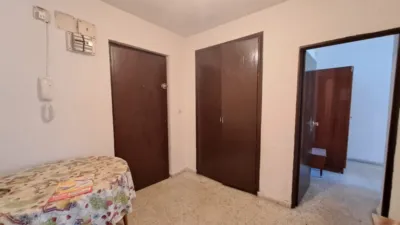 Apartment in Gamonal-Capiscol photo 2