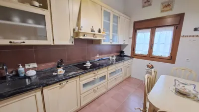 Semi-detached chalet in Villagonzalo Pedernales photo 39
