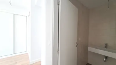 Apartment on Plaza Maria Lejarraga photo 26