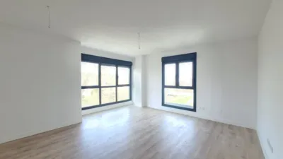 Apartment on Plaza Maria Lejarraga photo 18