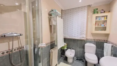 Apartment on Victoria Balfe Street photo 7