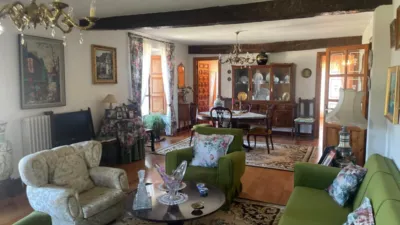 Detached house in Sopeñano photo 3