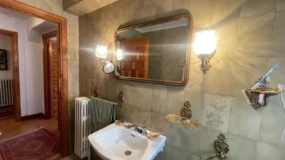 Detached house in Sopeñano photo 13