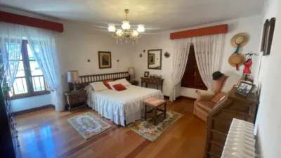 Detached house in Sopeñano photo 11