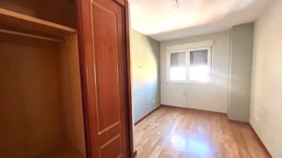 Flat on Calle José María Codón photo 20
