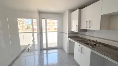 Flat on Calle José María Codón photo 3