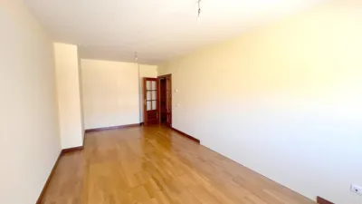 Flat on Calle José María Codón photo 5