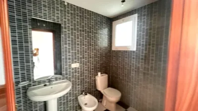 Flat on Calle José María Codón photo 8
