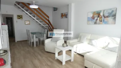 Semi-detached chalet on Calle de Castellón photo 2