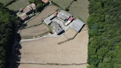Rustic farm on Carretera Sant Esteve D'En Bas A Joanetes, nº 1 photo 8