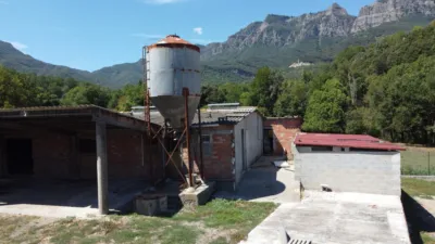 Rustic farm on Carretera Sant Esteve D'En Bas A Joanetes, nº 1 photo 14