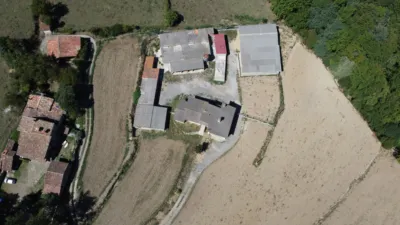 Rustic farm on Carretera Sant Esteve D'En Bas A Joanetes, nº 1 photo 6