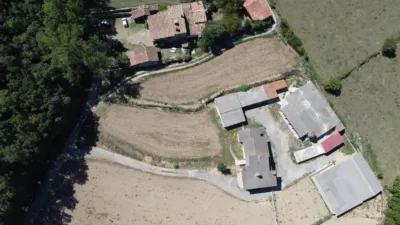 Rustic farm on Carretera Sant Esteve D'En Bas A Joanetes, nº 1 photo 7