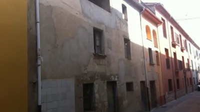 Casa en venta en Carrer de Llorenç Espígol, 1, Sant Feliu de Pallerols de 140.000 €