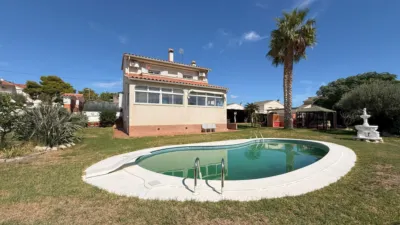 House on Carrer de la Marinada photo 2