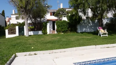 Casa adosada en alquiler en Calle  Rosella, Roda de Berà de 1.800 €<span>/sem</span>