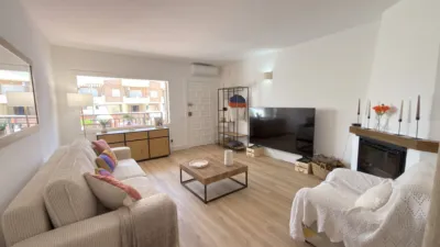Semi-detached chalet on Carrer d'El Vendrell photo 3