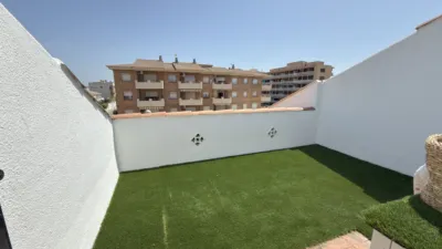 Chalet adosado en Carrer d'El Vendrell photo 9