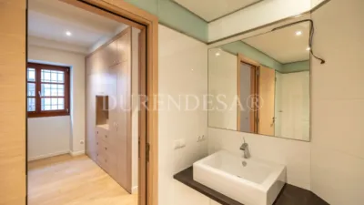 Ground Floor Flat on Carrer de Santa Fe photo 22
