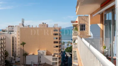 Piso en venta en Carrer de Sant Cristòfol, cerca de Carrer dels Trencadors, S'Arenal (Llucmajor) de 330.000 €