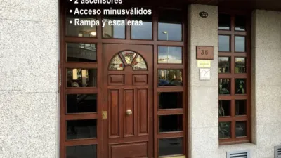 Piso en venta en Calle Coruña, 35, Praza da Industria (Distrito Casco Urbano. Vigo) de 258.000 €