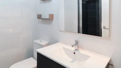 Piso en venta en Calle Coruña, 35, Praza da Industria (Distrito Casco Urbano. Vigo) de 258.000 €