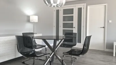 Piso en venta en Calle Coruña, 35, Praza da Industria (Distrito Casco Urbano. Vigo) de 258.000 €