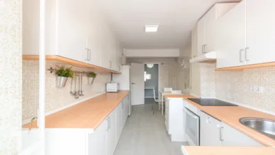 Piso en venta en Calle Coruña, 35, Praza da Industria (Distrito Casco Urbano. Vigo) de 258.000 €