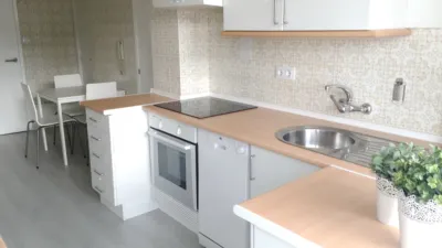 Piso en venta en Calle Coruña, 35, Praza da Industria (Distrito Casco Urbano. Vigo) de 258.000 €