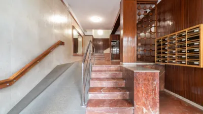 Piso en venta en Calle Coruña, 35, Praza da Industria (Distrito Casco Urbano. Vigo) de 258.000 €