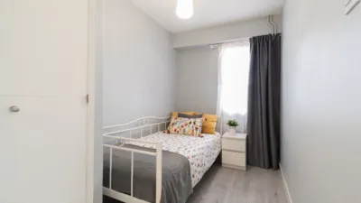 Piso en venta en Calle Coruña, 35, Praza da Industria (Distrito Casco Urbano. Vigo) de 258.000 €