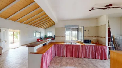 Rustic Finca in La Almudena photo 9