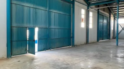 Nave industrial en alquiler en Poligono Industrial, Caravaca de la Cruz de 2.000 €<span>/mes</span>