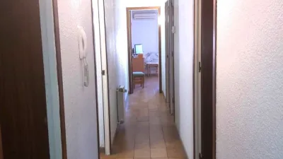 Apartment in Valls photo 2