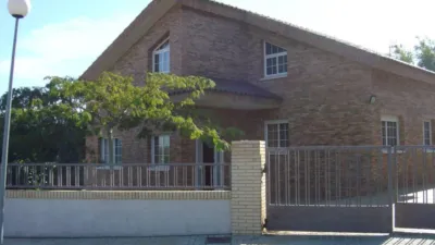 Chalet on Calle Cuatro photo 12