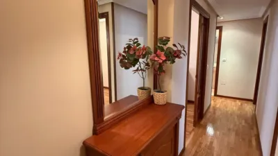 Apartment for sale on Calle Bermúdez de Castro, 58 photo 3