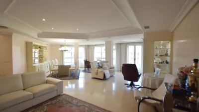 Apartment on Wssell de Guimbarda Street photo 3