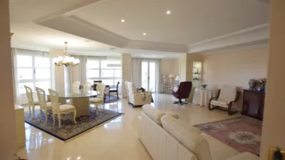 Apartment on Wssell de Guimbarda Street photo 2