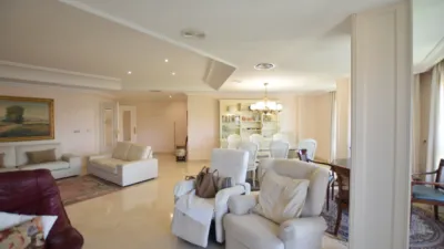Apartment on Wssell de Guimbarda Street photo 4