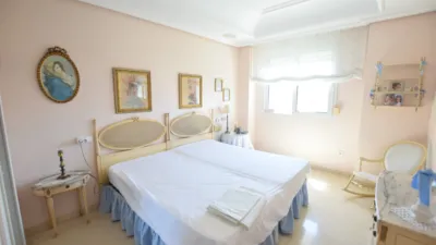 Apartment on Wssell de Guimbarda Street photo 19