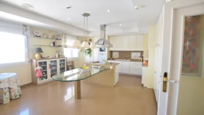 Apartment on Wssell de Guimbarda Street photo 12