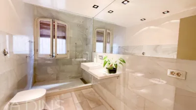 Apartment on Carrer de Vic photo 2
