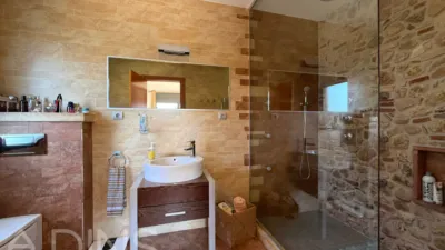 House on Avinguda del Castell de Montbui photo 55