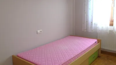 Piso en alquiler en Roces, Roces (Distrito Sur. Gijón) de 900 €<span>/mes</span>