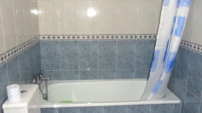 Piso en alquiler en Roces, Roces (Distrito Sur. Gijón) de 900 €<span>/mes</span>