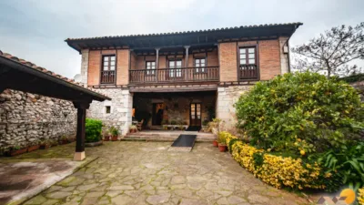 Casa en venda a Perelada, Número 119, Oreña (Alfoz de Lloredo) de 765.000 €