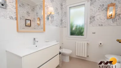 Single-family chalet in Barrio El Mazo photo 10