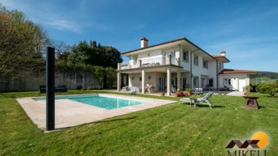 Single-family chalet in Barrio El Mazo photo 19